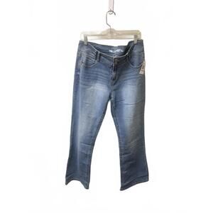 Wallflower Light Wash (Andrea) Jeans (Size 15)